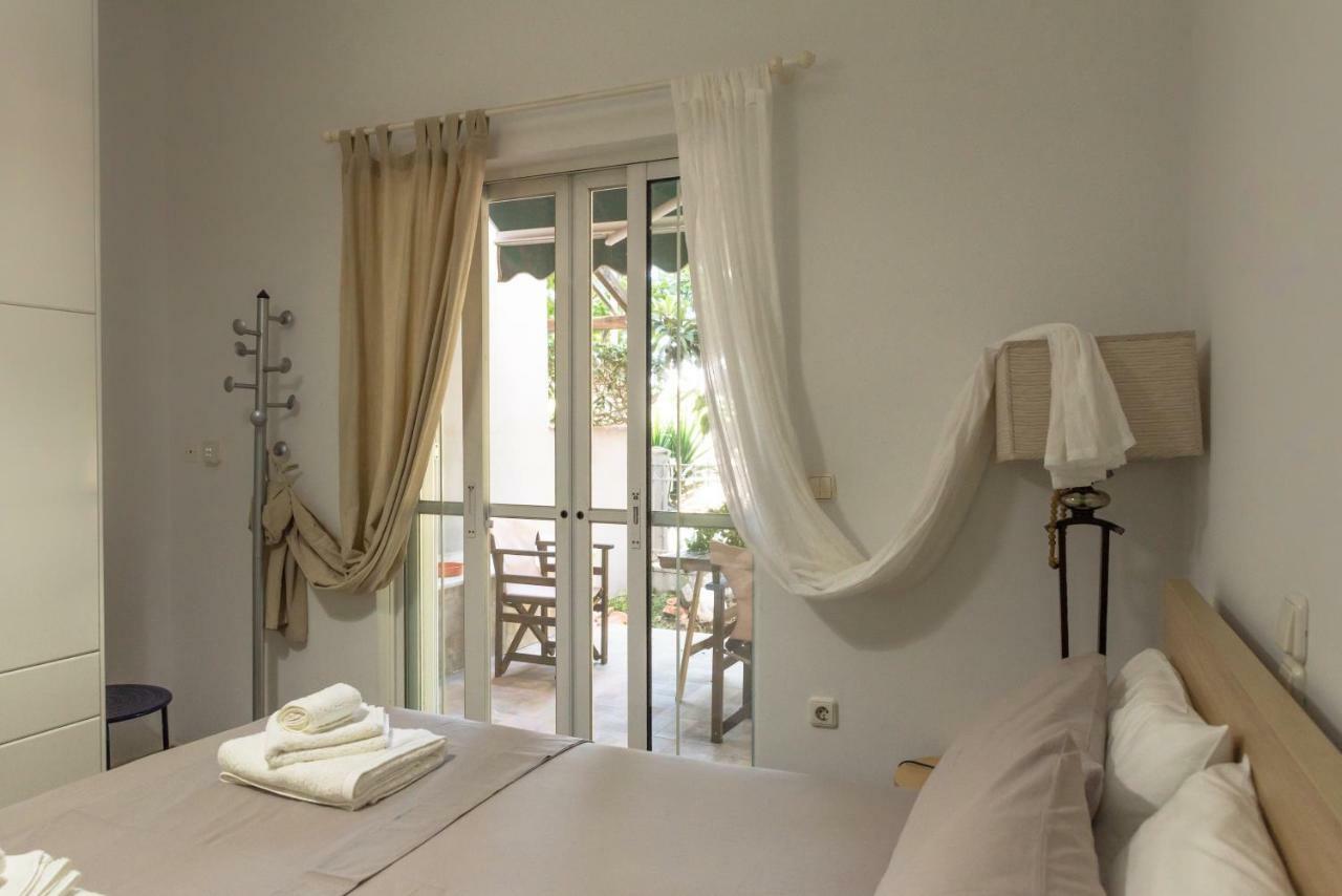 Comfy Kourouta Apartment & Suite Екстер'єр фото